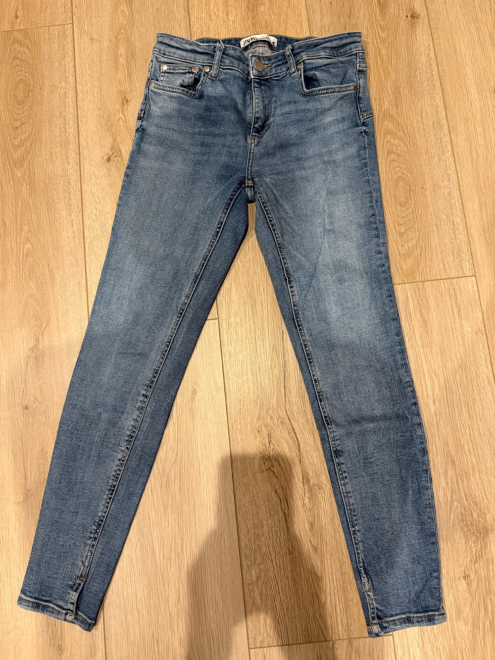 Zara Women's Skinny Jeans - Light Blue Wash